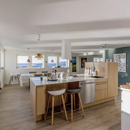 Ferienhaus Spacious And Modern Apartment. Orland
